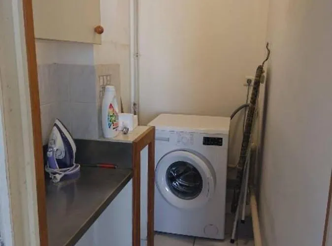 Dans Colocation Aux Chartrons Проживание в семье