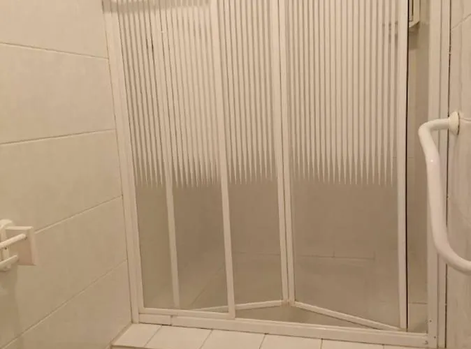 Проживание в семье Dans Colocation Aux Chartrons *